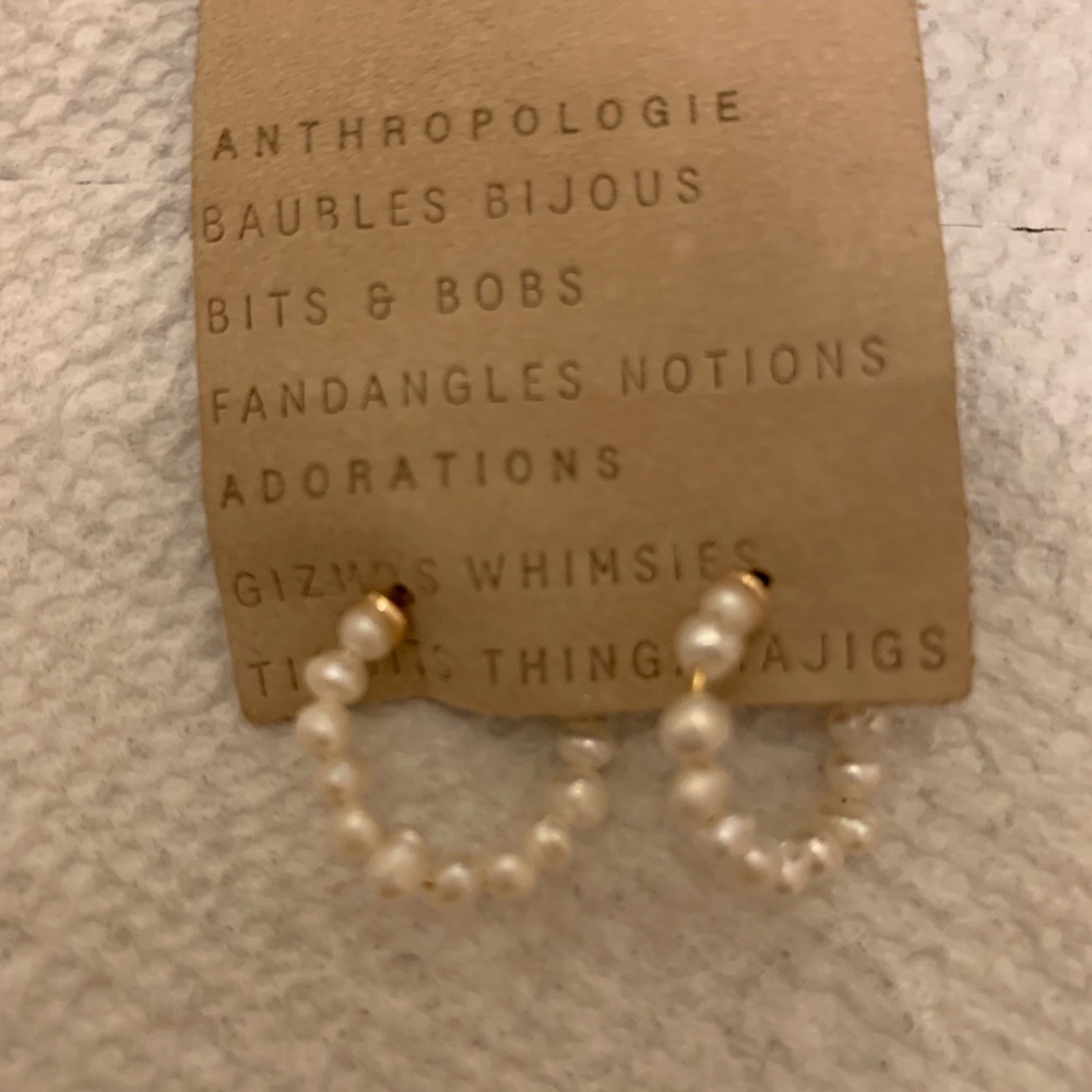 Anthropologie pearled hugger hoop earring - Picture 7 of 7